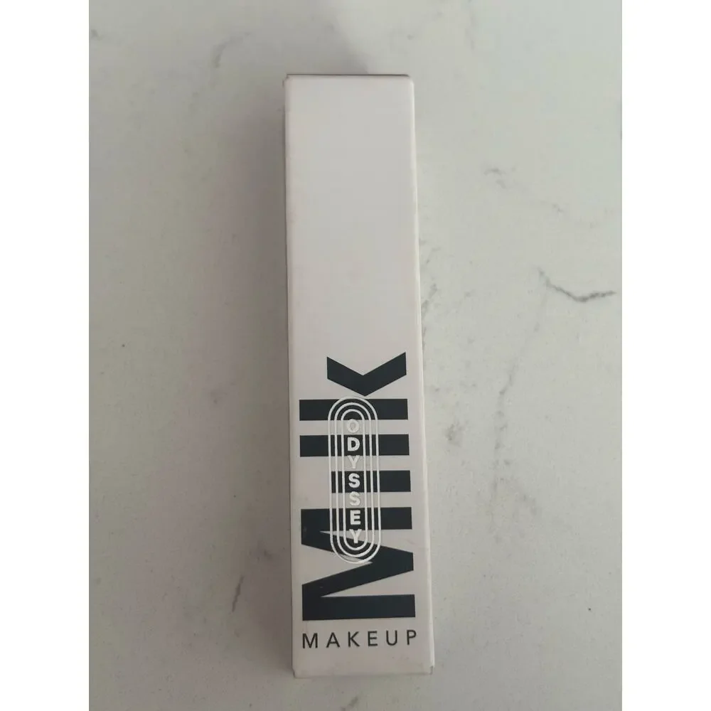 Milk glossy high